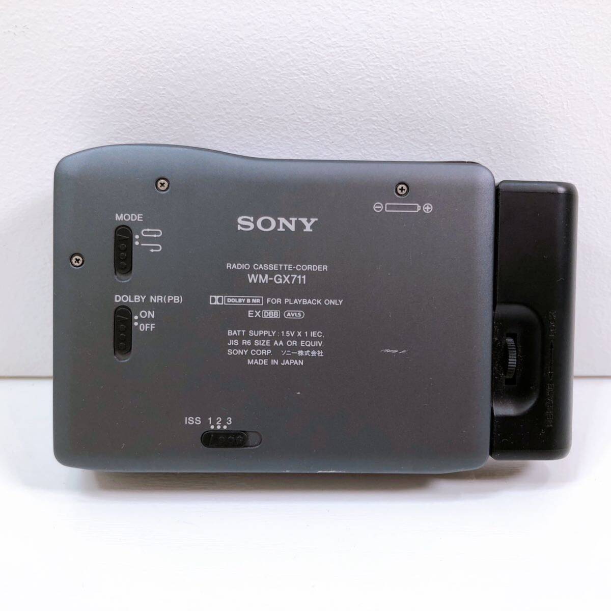 169【中古】SONY ソニー レコーディング ウォークマン WALKMAN WM-GX711 レコーダー ラジオ カセットプレーヤー 通電確認済み 現状品_画像2