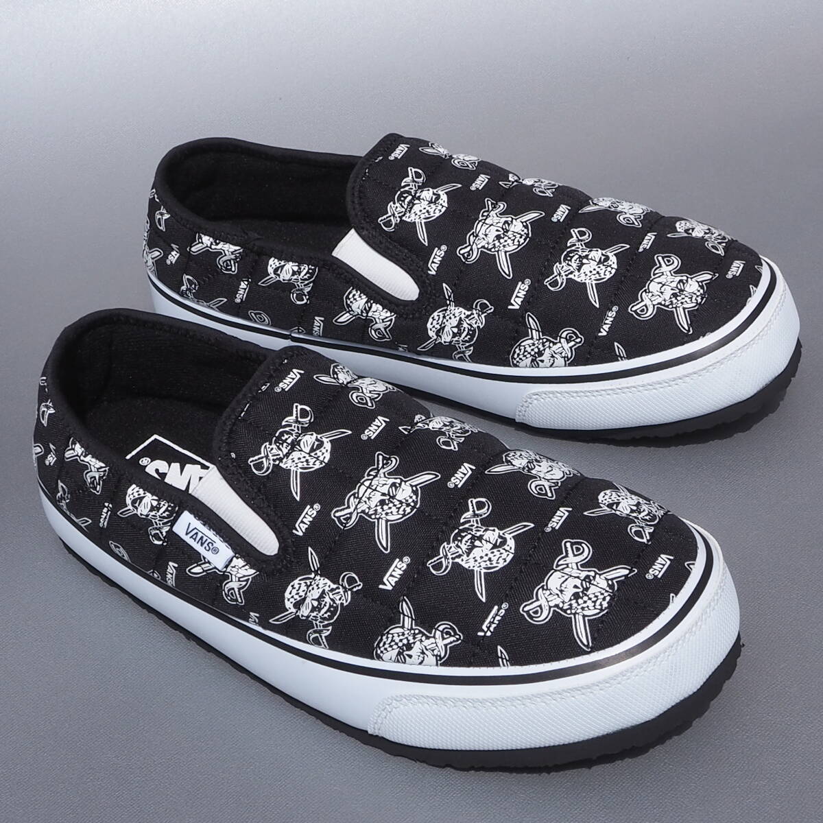 デッド!! US 8 /26cm 新品 VANS スカルパイレーツ スリッポン 黒_画像1