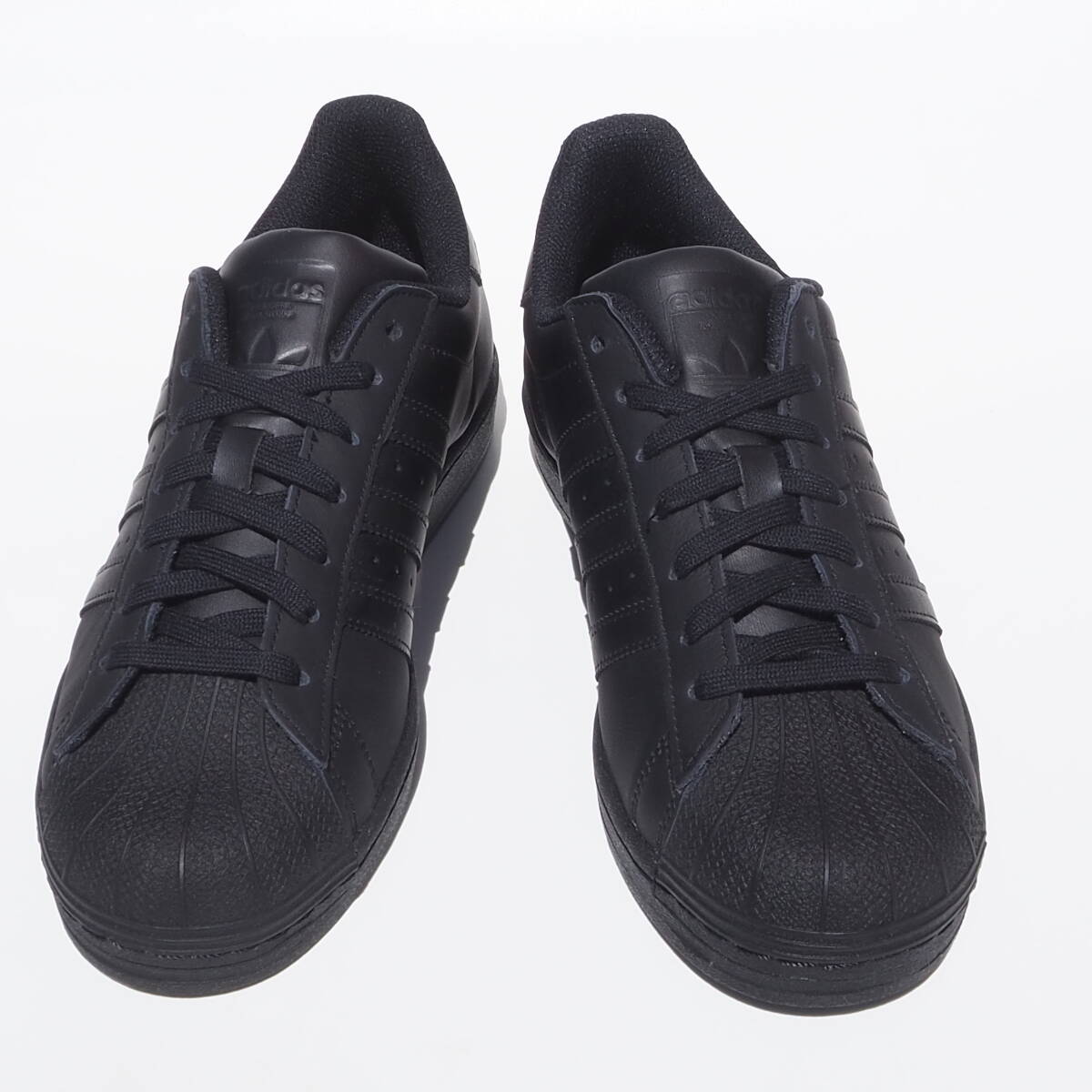 デッド!! 新品 US 9 / 27cm 限定カラー 23年 adidas スーパースター 黒黒 トリプルブラック 天然皮革 レザーの画像3