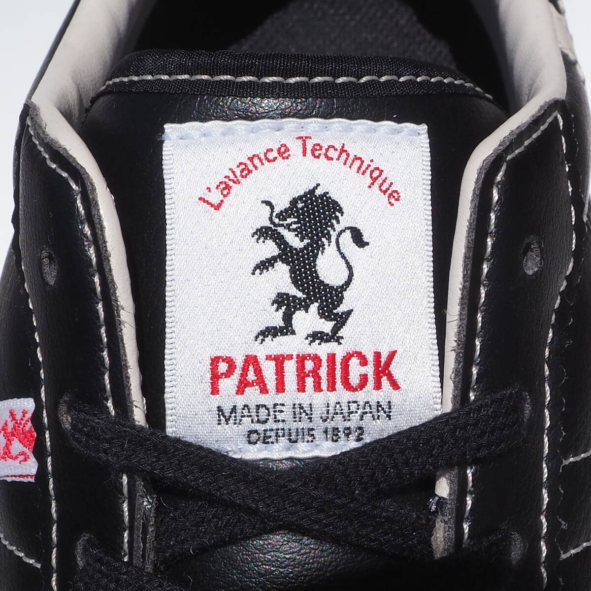  прекрасный товар!! редкость 42 / 26,5cm сделано в Японии PATRICK SULLYshu Lee чёрный x белый Patrick спортивные туфли 