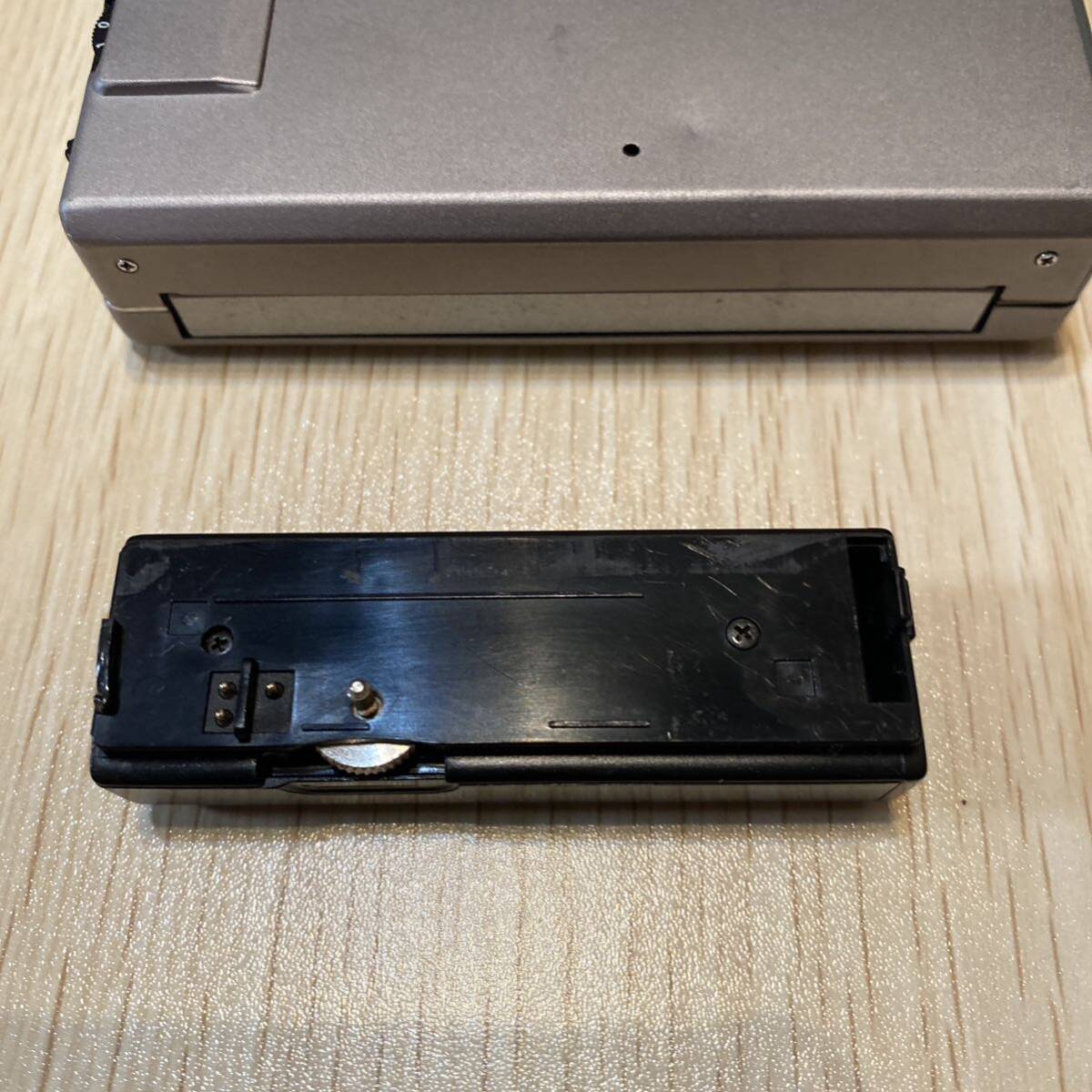AIWA CassetteBoy HS-PX30 ポータブルカセットプレーヤー　カセットボーイ　通電確認済み　昭和レトロ_画像7