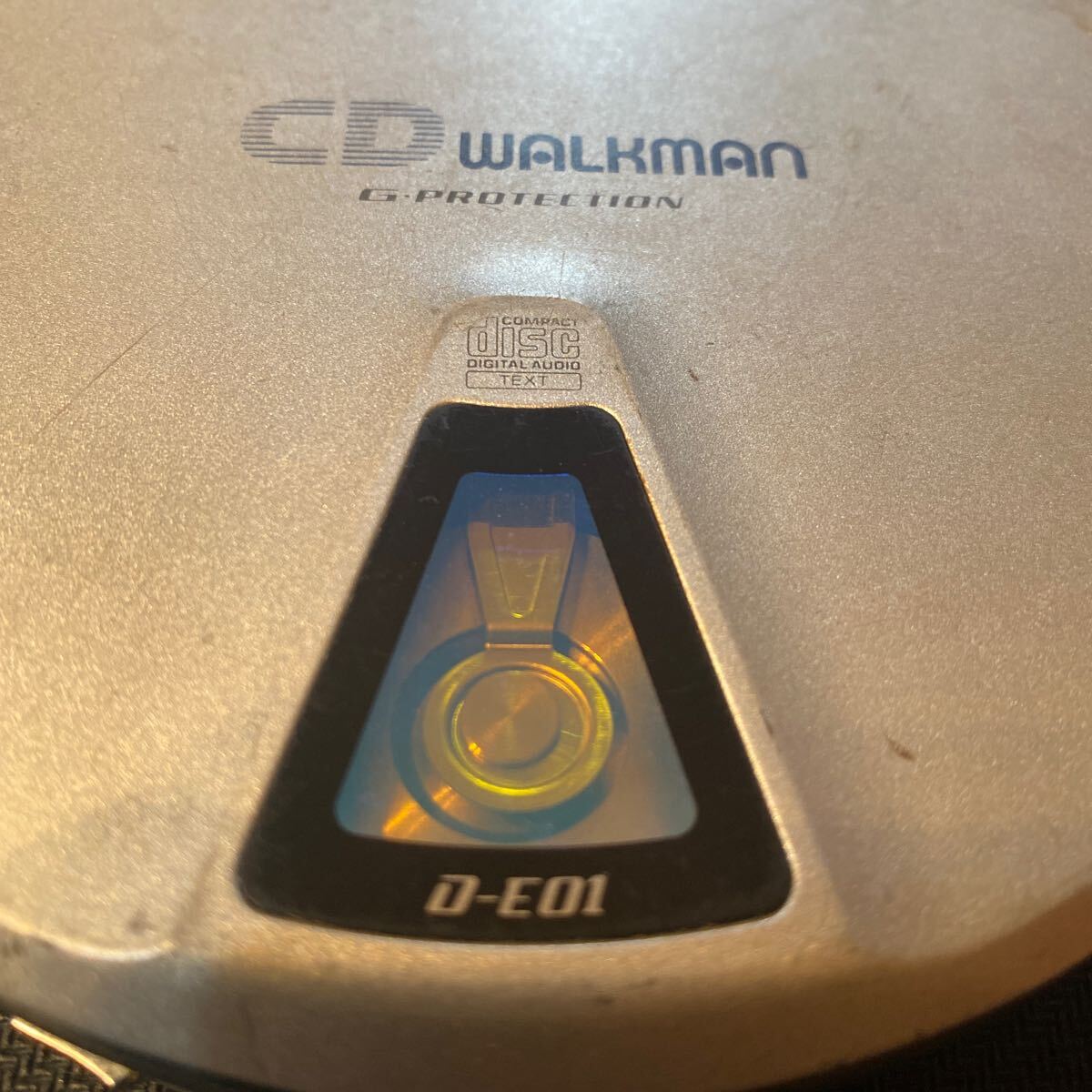 SONY WALKMAN CDウォークマン D-E01 G-PROTECTION ポータブルCDプレーヤー ソニー 通電確認済みの画像4