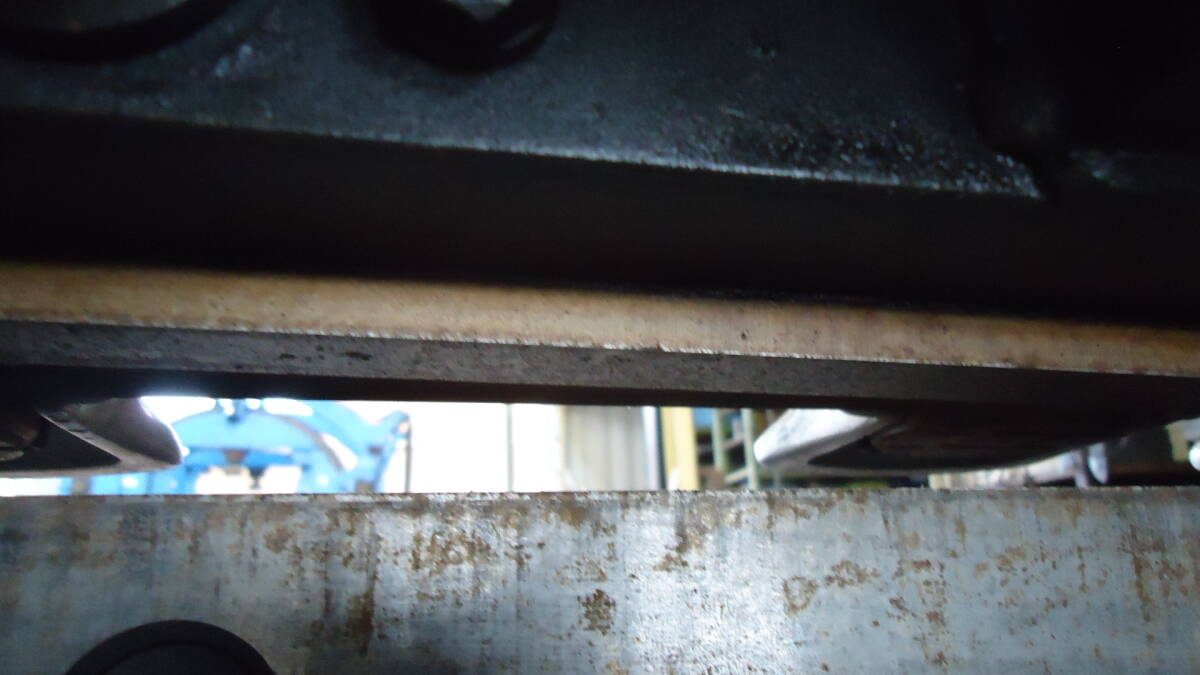 油谷 №6252 シャーリング 動作良好 8尺 AMADA M2545 メカシャーリング 2500㎜ 4.5m 薄板切断機 鉄板加工 鉄工 中古 切断機 バックゲージの画像9