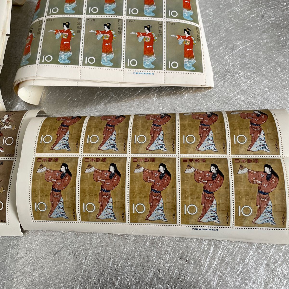 シート 記念切手日本郵便 切手バラの画像2