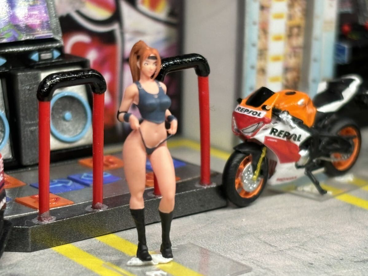 1/64 トレーニング女子 美ボディー フィギュア 精密塗装 顔も塗装 トミカサイズ ジオラマ MINI GT LBWK 日本未発売 ミニカー 戦士の画像2