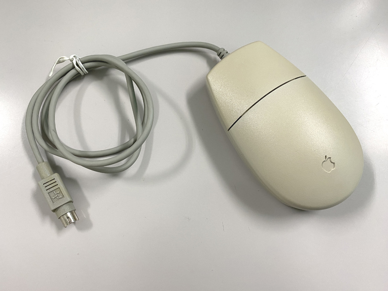Apple Desktop Bus Mouse II M2706 ADBマウス 動作確認済 operability confirmed _画像1