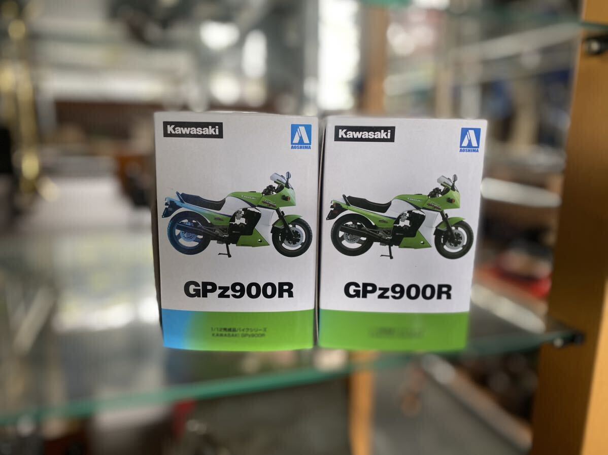 [H-43] 1/12完成品バイクシリーズ 完成品 カワサキ GPZ900R スカイネット 赤 緑 ライムグリーン_画像2