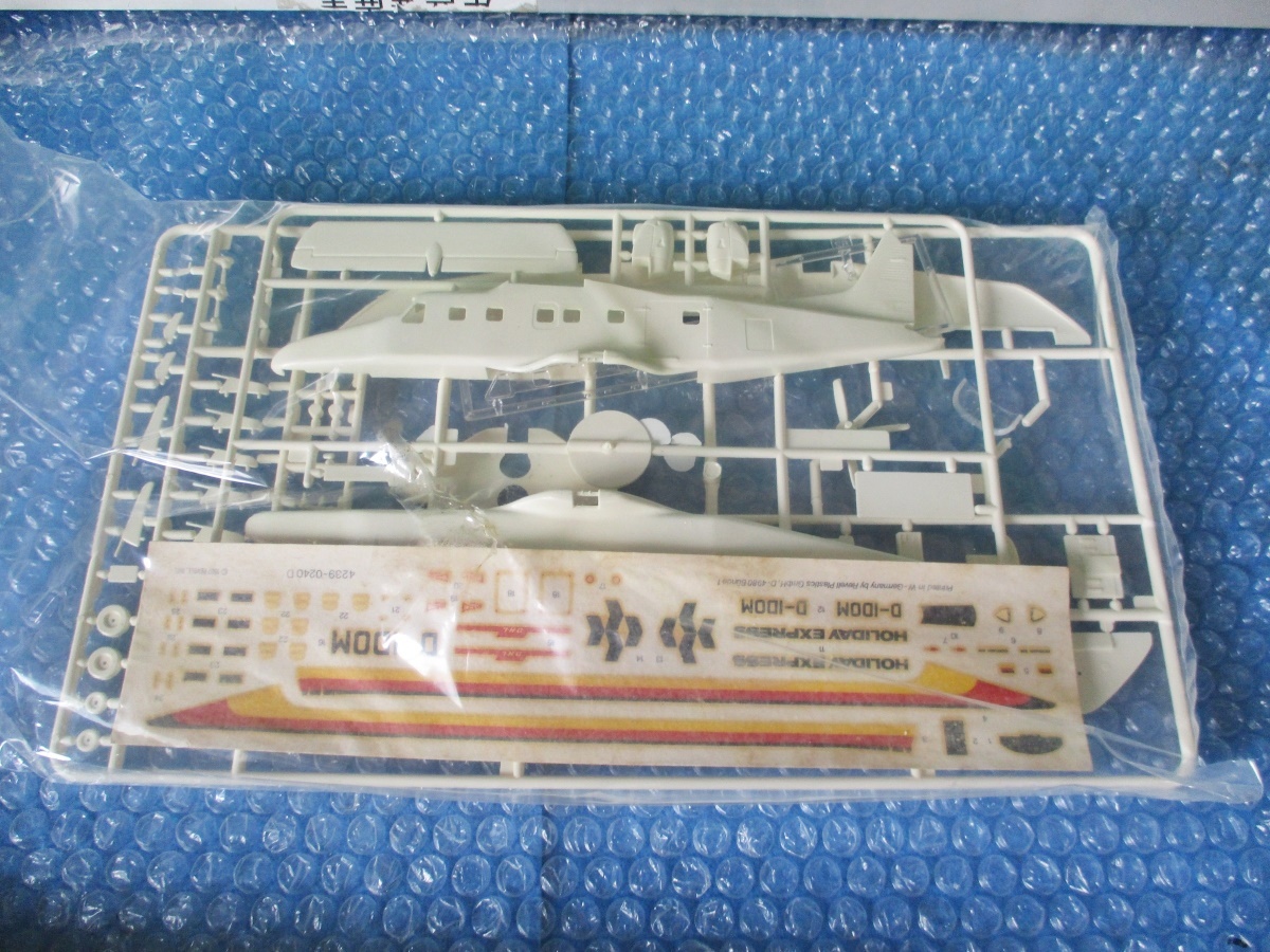 プラモデル レベル Revell 1/72 ドルニエ 228-100 DORNIER 228-100 未組み立て 昔のプラモ 海外のプラモの画像4