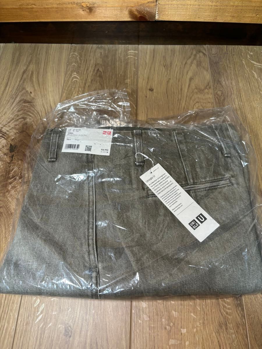 新品 UNIQLO ユニクロ  U デニムストレートパンツ 70