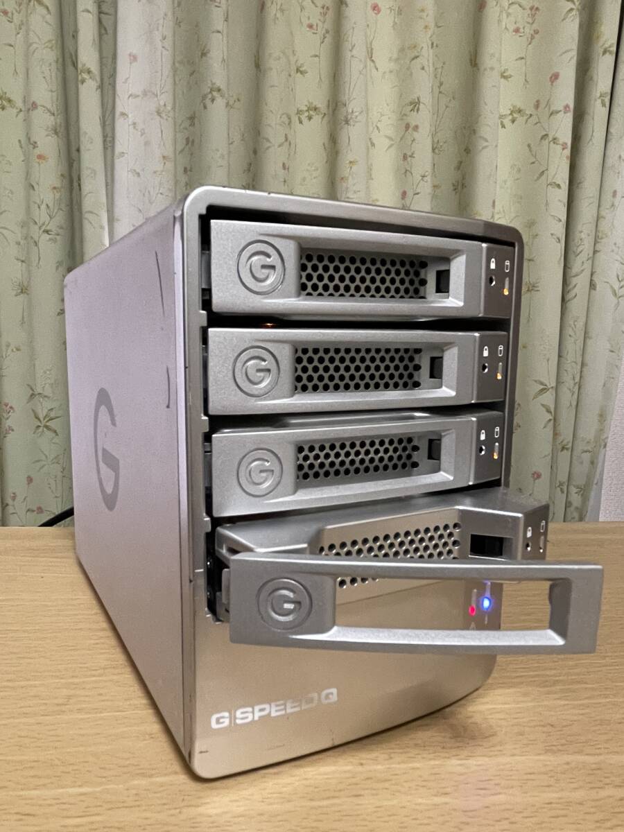 ★52★G-Technology☆G SPEED Q☆4連ストレージケース☆FW800&eSATA&USB2.0☆使途不明ストレージ分配機?★さらに特典★の画像5