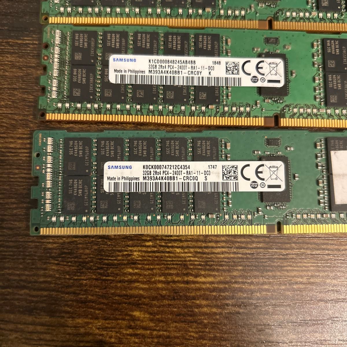 ジャンク品　pcメモリ　32GB 2Rx4 PC4-2400T-RA1-11