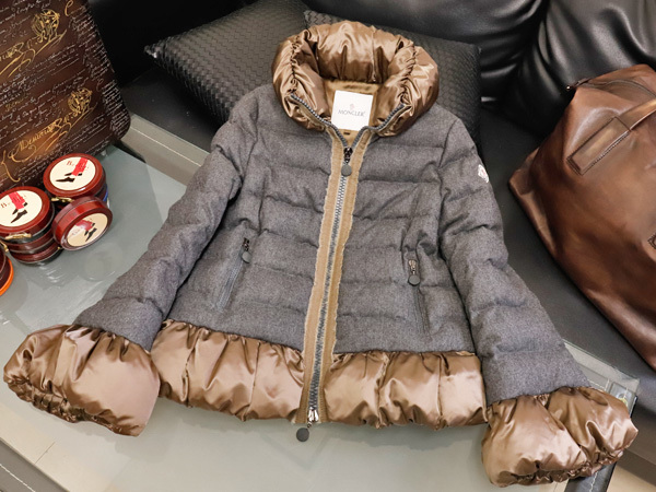 モンクレール S MONCLER × sacai 完売 サカイコラボ限定 MAKORI バルーン袖ダウンコート サイズ0 ジャケット ブルゾン 本物 正規