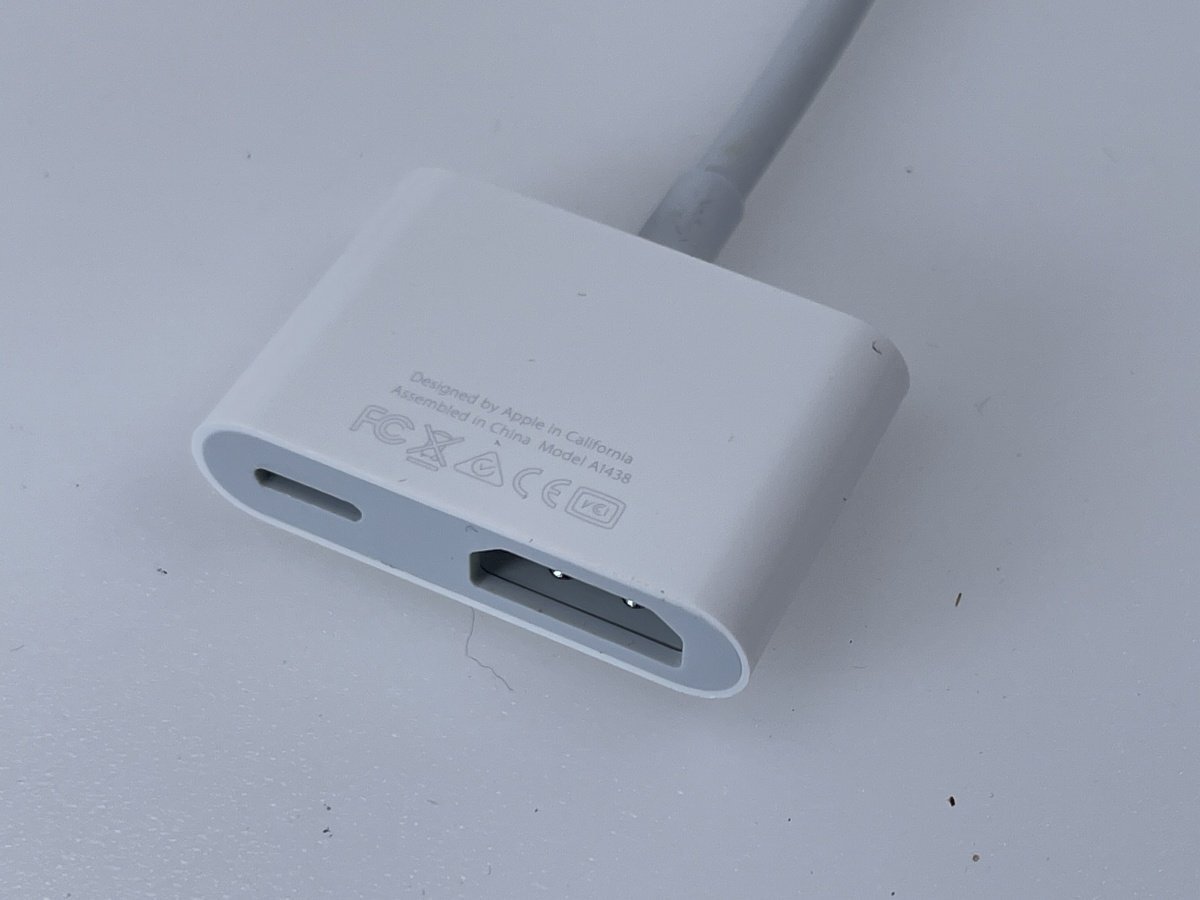 Apple Lightning to Digital AV Adapter アップル ライトニング デジタルAVアダプター MD826AM/A 中古[19475の画像4