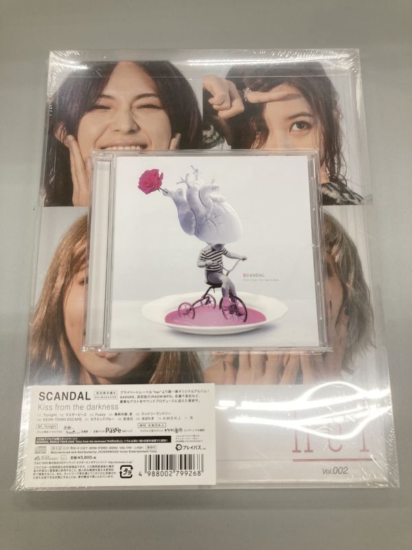 X1139 新品未開封 SCANDAL / Kiss from the darkness(初回限定盤B）の画像2