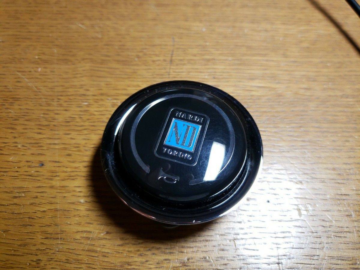 ナルディ ホーンボタン 未使用 正規品 車検対応 NARDI ナルディ ホーンボタン 未使用 正規品 車検対応 NARDI