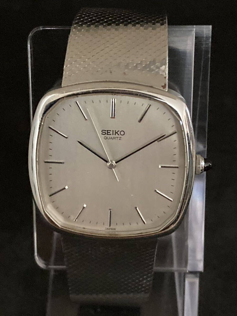 【500円スタート】【ジャンク品】SEIKO クォーツ 腕時計 5854-5000 guess クォーツ 腕時計 オリエントクォーツ 腕時計 不動 3本セット_画像3