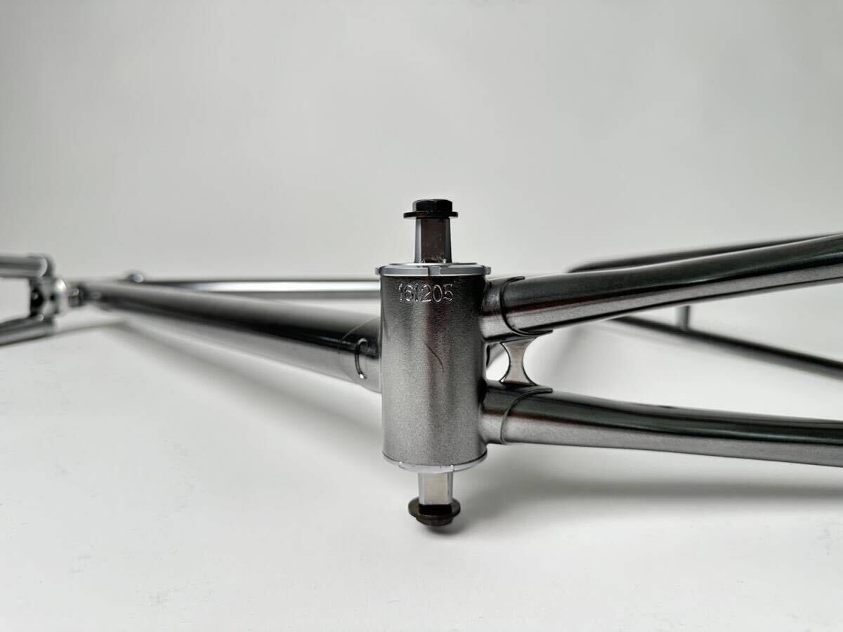 Bomber ピストフレーム Yahoo!オークション - 【Bomber Pro】 クロモリ ピストフレーム