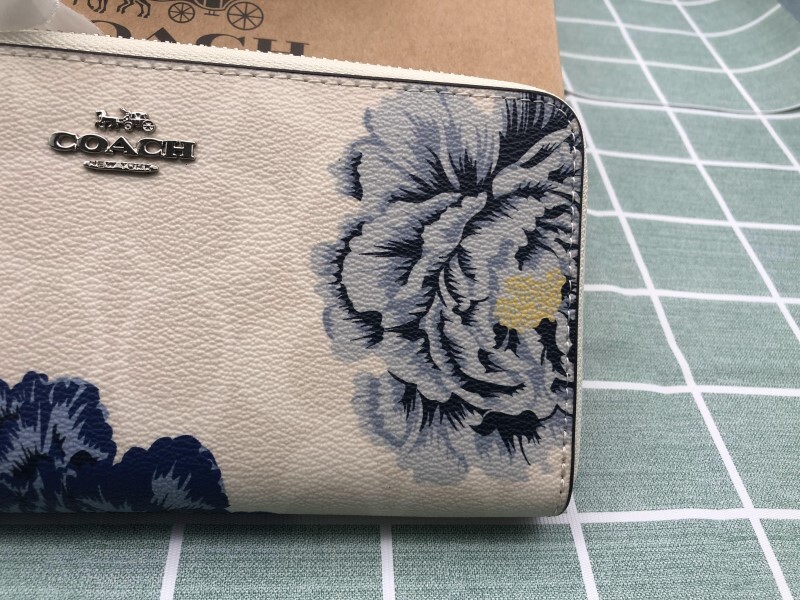 COACH コーチ 財布 長財布 レディース プレゼント ブランド 小銭入れあり ギフト 新品 未使用 ロゴ シグネチャー レザー ウォレット C174_画像3