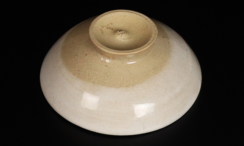 小山富士夫(古山子)】秀逸作 宋赤絵花酒觴 小山冨士夫 共箱 小山富士夫(古山子)】秀逸作 宋赤絵花酒觴 小山冨士夫 共箱