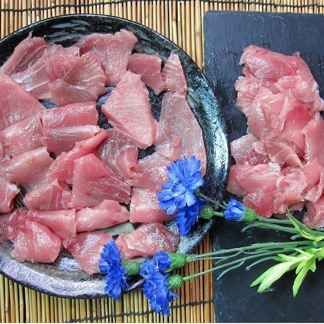 3ps.@, natural [ south ... medium-fatty tuna 500g] fat. ....... cut un- for,... cut . dropping becomes.
