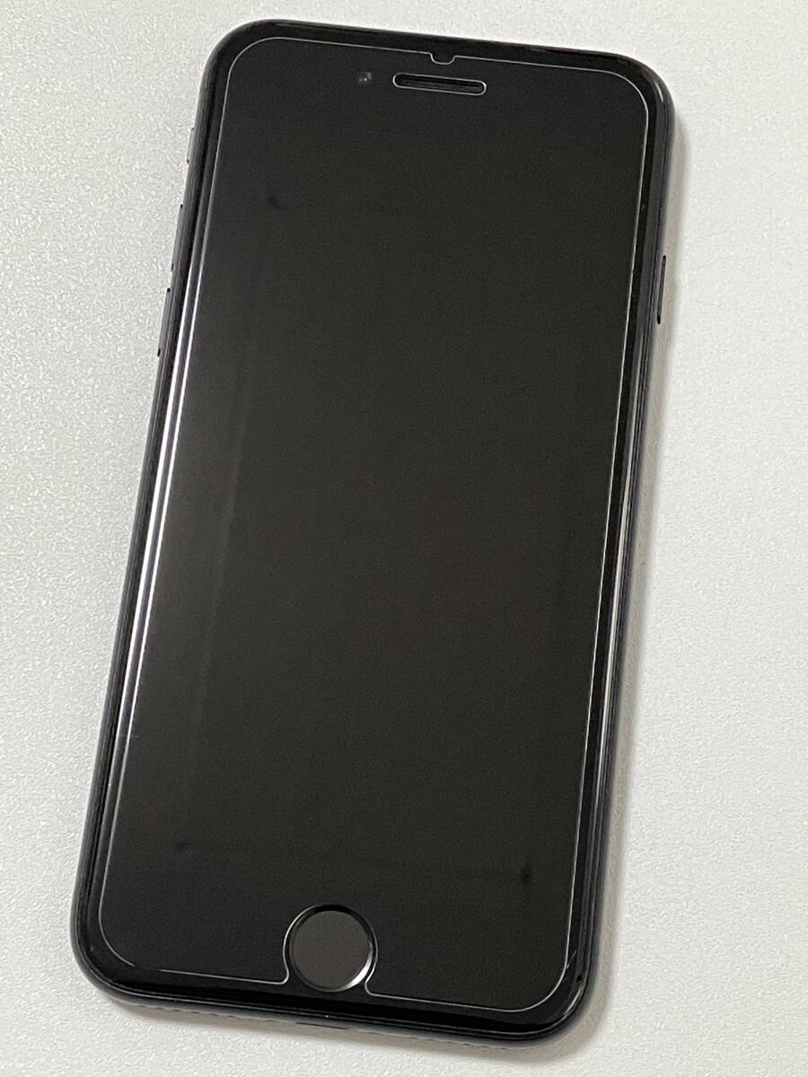 SIMフリー iPhoneSE2 64GB Black シムフリー アイフォンSE 2 第二世代 第2世代 ブラック 黒 docomo au SIMロックなし A2296 NX9R2J/A 90%の画像2
