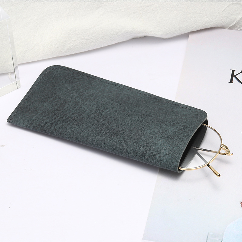  glasses case glasses case leather slim simple high class leather glasses case dressing up black Brown gray 