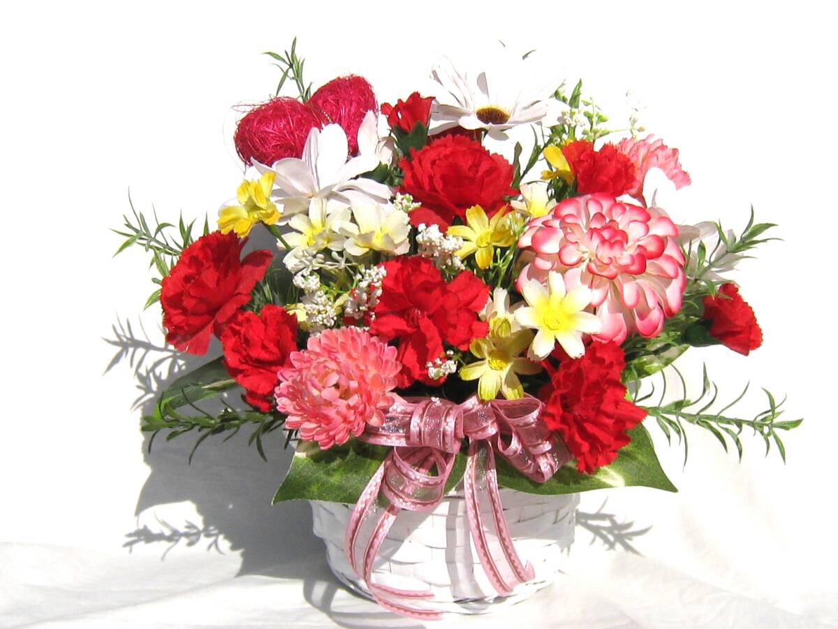  bell flower Mother's Day . oriented a-tifi car ru flower brilliant . arrangement 