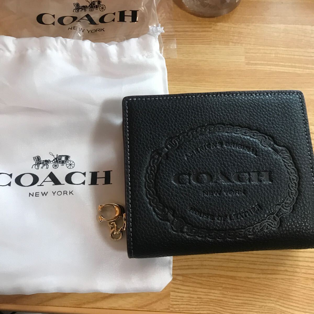 正規品COACH 二つ折り財布 新品未使用の画像1