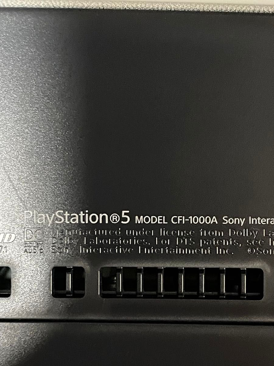 【本体のみ】PS5 本体 CFI-1000A ディスクドライブ搭載版