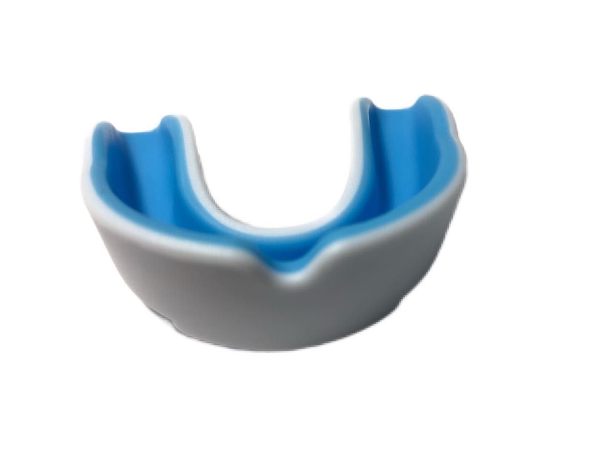 スポーツマウスピース　スカイブルー　簡単に作れてしっかりとフィットします！