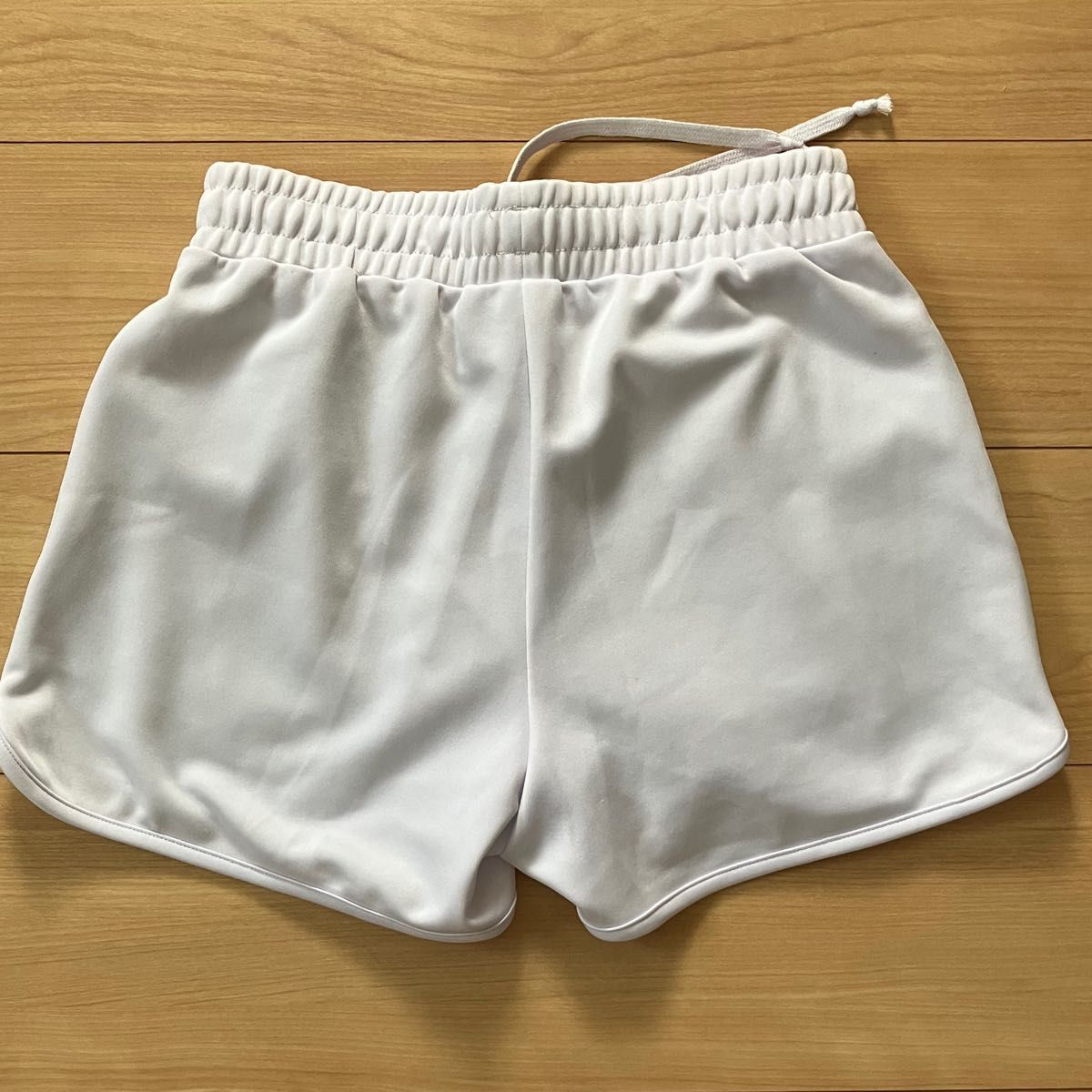 ヨネックス ショートパンツ 白 Sサイズ|Yahoo!フリマ(旧PayPay ヨネックス ショートパンツ 白 Sサイズ|Yahoo!フリマ(旧PayPay