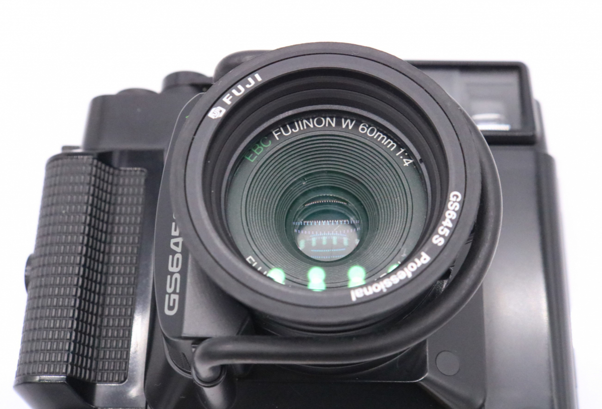 【ト滝】FUJIFILM フジフィルム 6×4.5 中判カメラ GS645S Professional EBC FUJINON 60mm 1:4 wide60 レンズ ボディ DE950DEM30の画像2