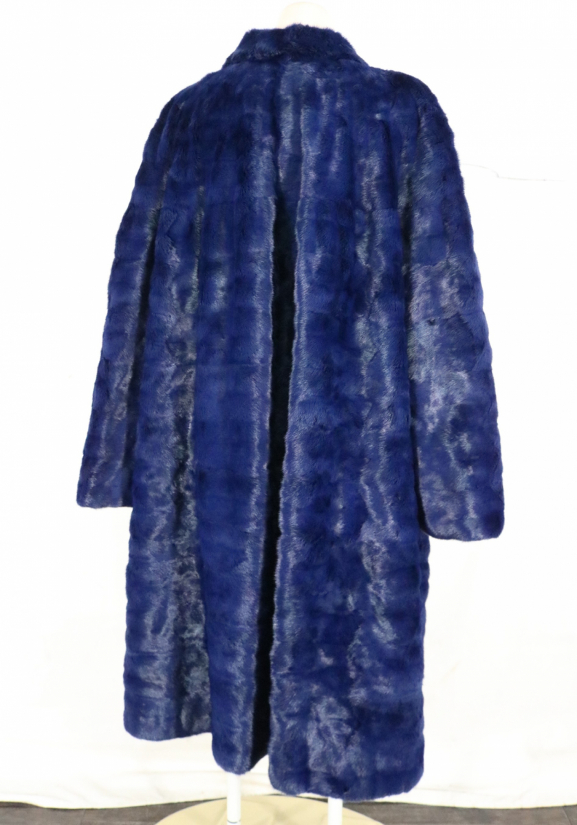 【ト滝】Christian Dior クリスチャンディオール 毛皮 レディースロングコート ファー ブルー系 青 高級 DS723DEM77