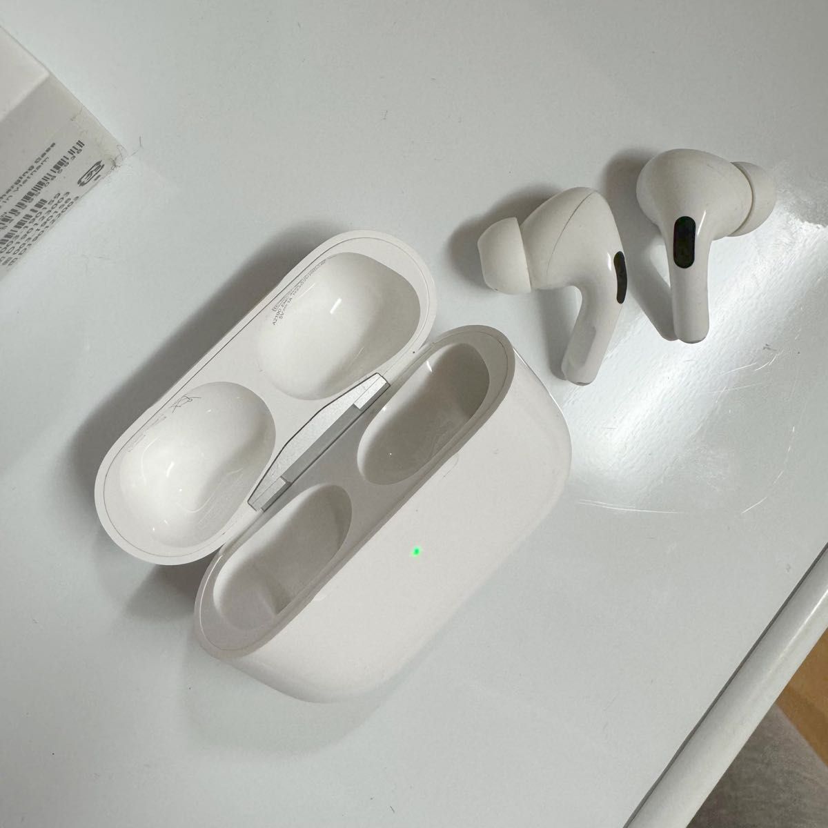 Apple アップル AirPods Pro  エアポッズプロ イヤホン 2019年モデル MWP22J/A ノイズキャンセリング