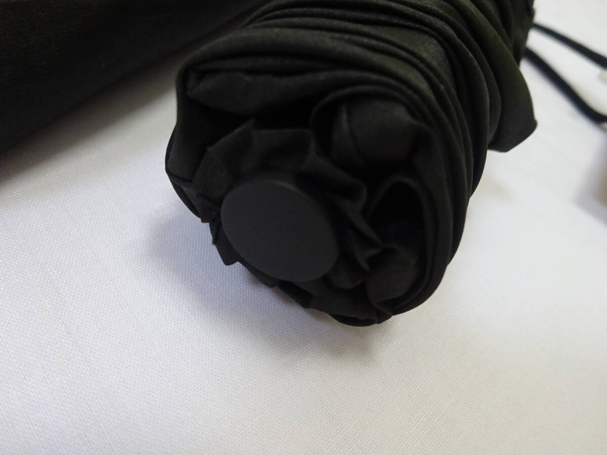 ( せ-A1-1144 ）折りたたみ傘 MUJI 無印良品 ブラック 黒 コンパクト 軽量 無地 メンズ レディース 男女兼用 全長約21.5cm 半径約47cm 中古の画像8