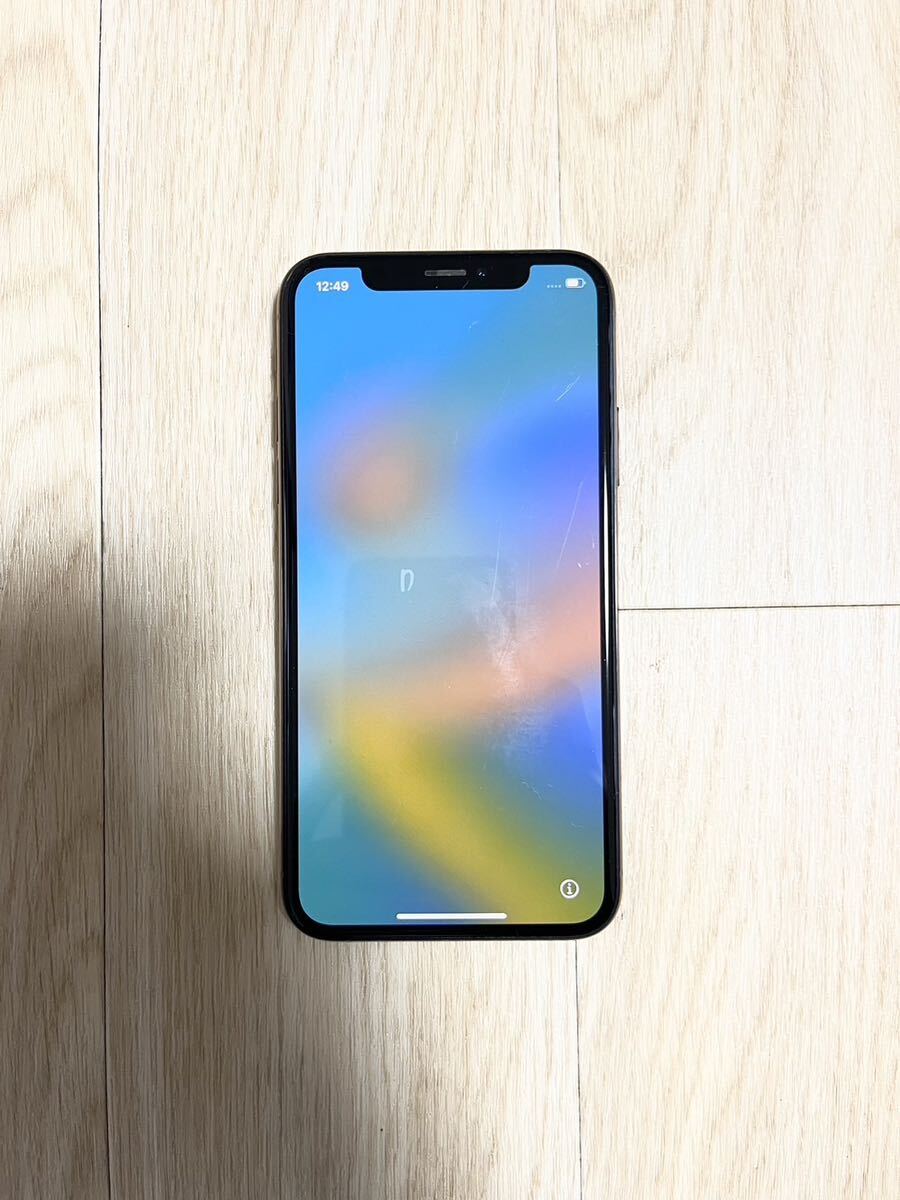 【used品】docomo iPhone Xs 256GB NTE22J/A アイフォン ゴールドの画像1