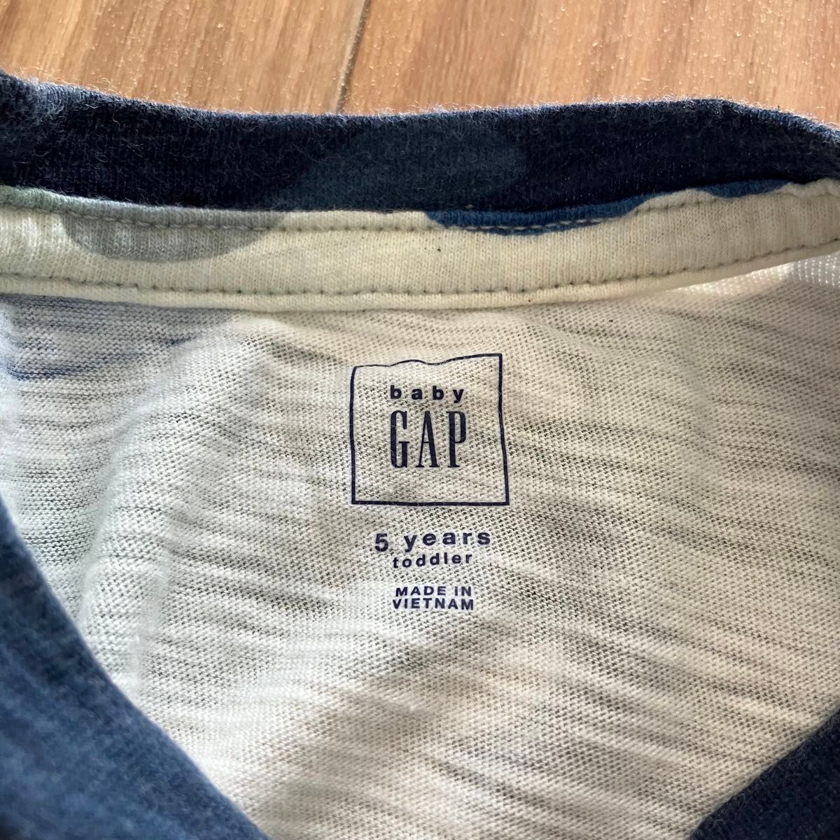 ベビーギャップ gap Tシャツ　迷彩　カモフラ  110