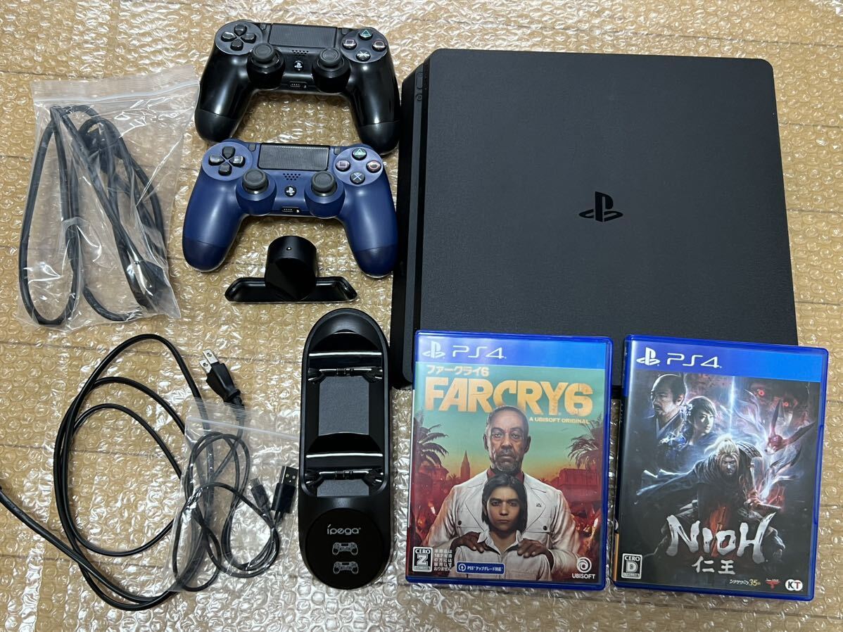 SONY PS4 PlayStation CUH-2000B 本体 背面ボタン 置型充電器 ソフト付き 仁王 ファークライ6 ジェットブラック 初期化済み プレステの画像1