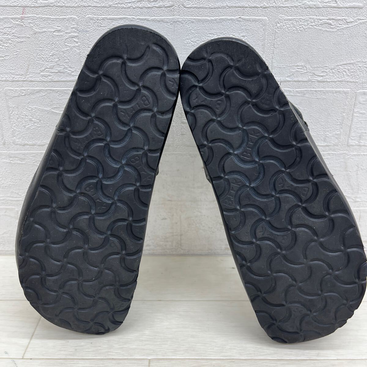 1416* BIRKENSTOCK Birkenstock shoes shoes sandals belt real leather Flat sole black lady's 35