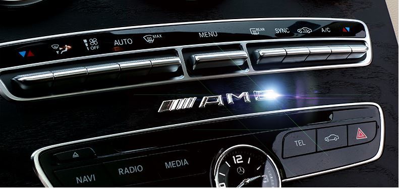 メルセデスベンツ　AMG　ミニ　エンブレム　ステッカー　シール　内装　センター　コンソール　　デカール　ワンポイント_画像3