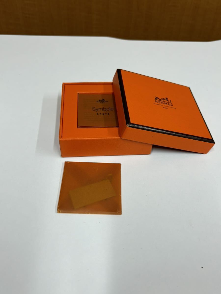 HERMES エルメス シンボル 1＋1＝1 プレート ペンダントトップ ネックレスチャーム アクセサリー シルバー系 _画像4