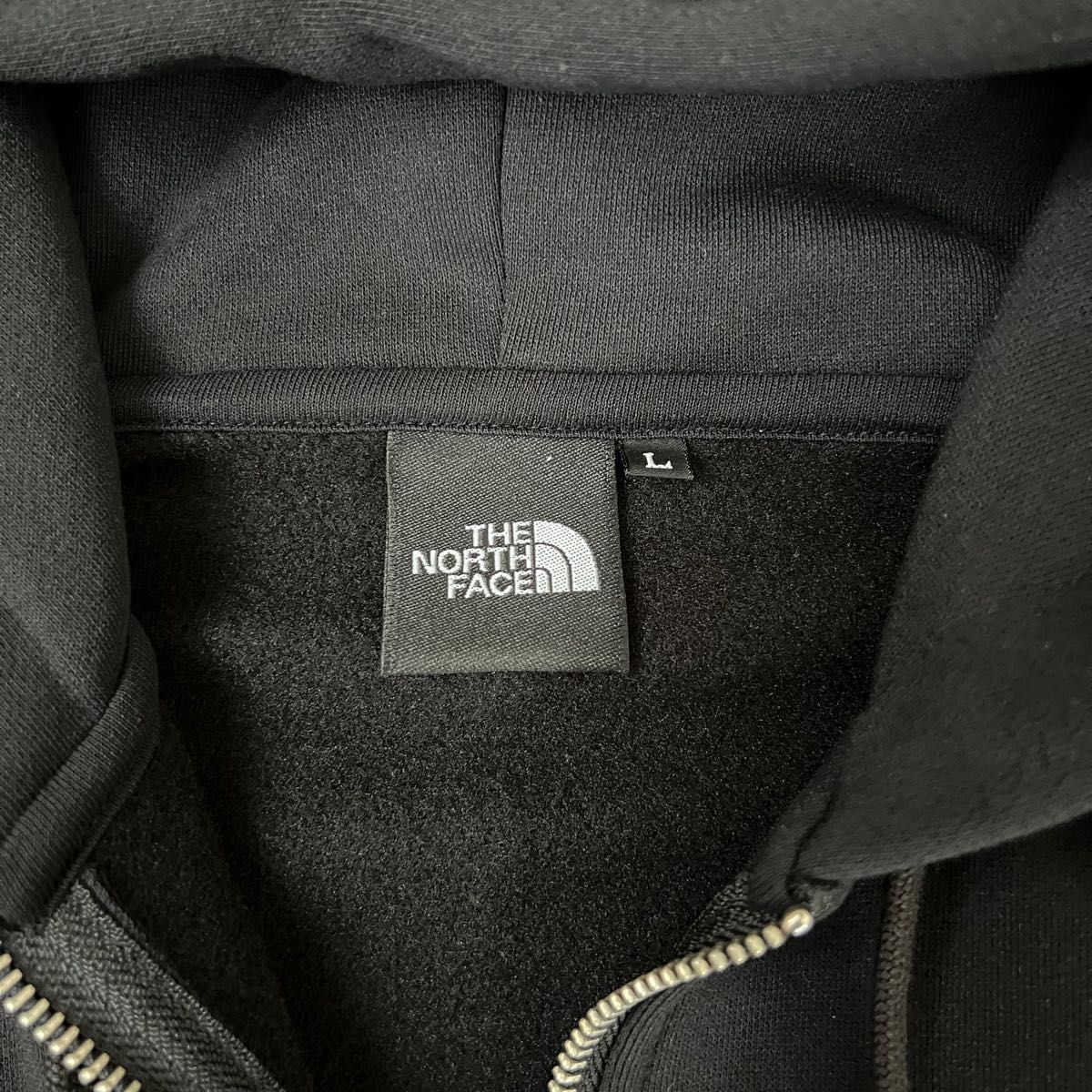 THE NORTH FACE ノースフェイス　フルジップ　スクエアロゴフーディー  パーカー　裏起毛　ブラック