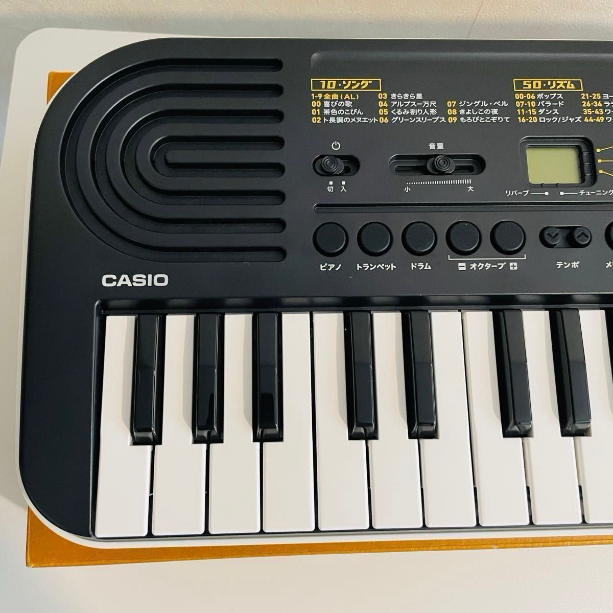 CASIO 電子キーボード Casiotone 32ミニ鍵盤 SA-51 ブラック＆ホワイト