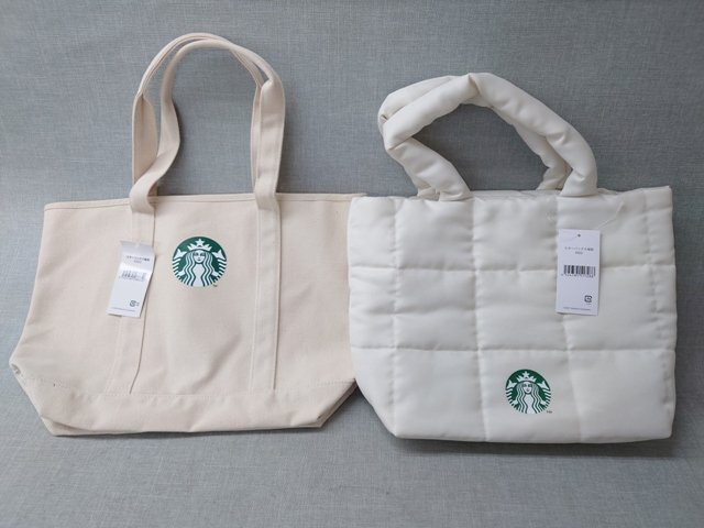 【未使用品】STARBUCKS トートバッグ 2点セット 福袋 2022/2023 おまけ付き (管理番号：049102)_画像1