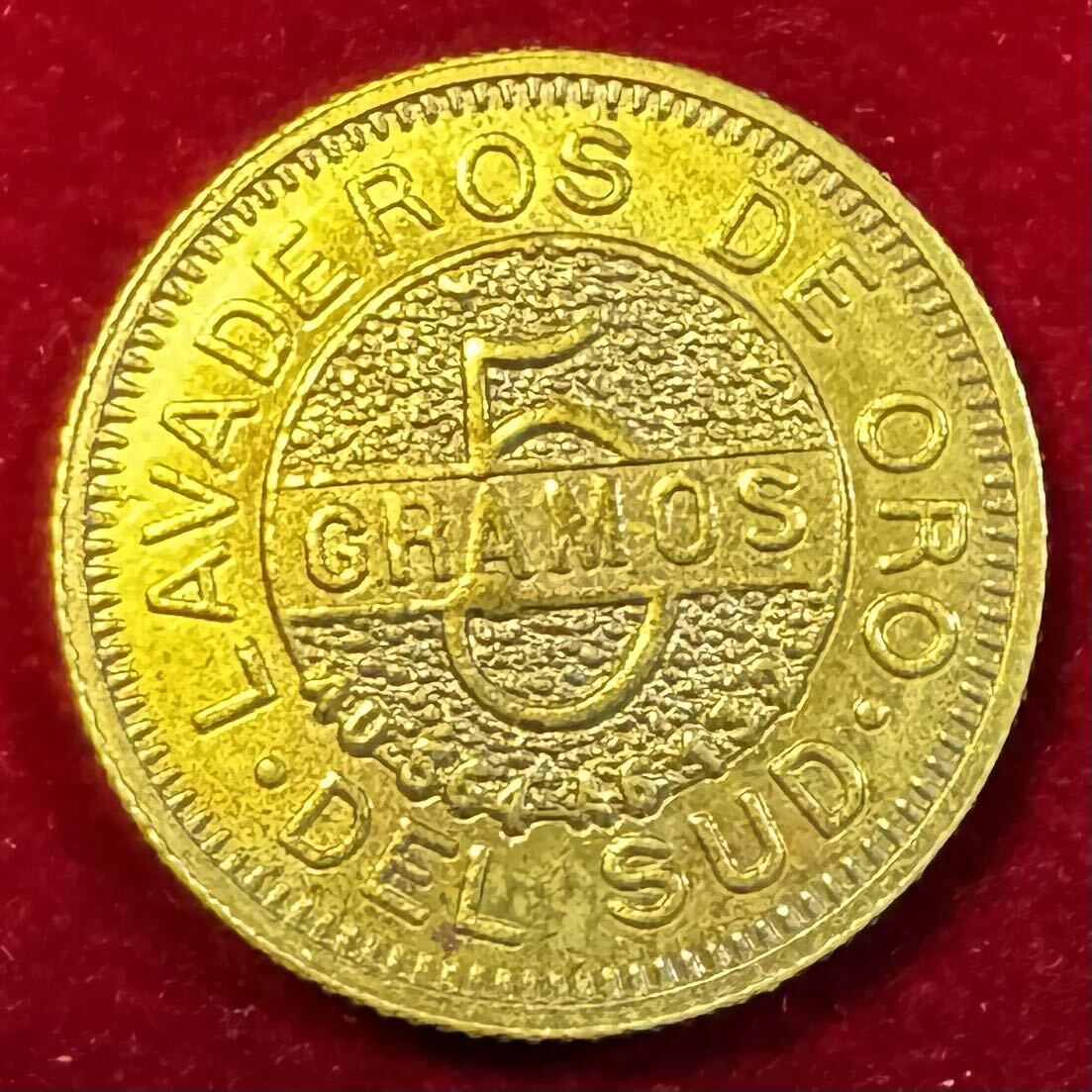 アルゼンチン 硬貨 古銭 ティエラ・デル・フエゴ 1889年 ピック ハンマー グラモス 鉱物土壌 記念幣 コイン 金貨 外国古銭 海外硬貨 の画像1