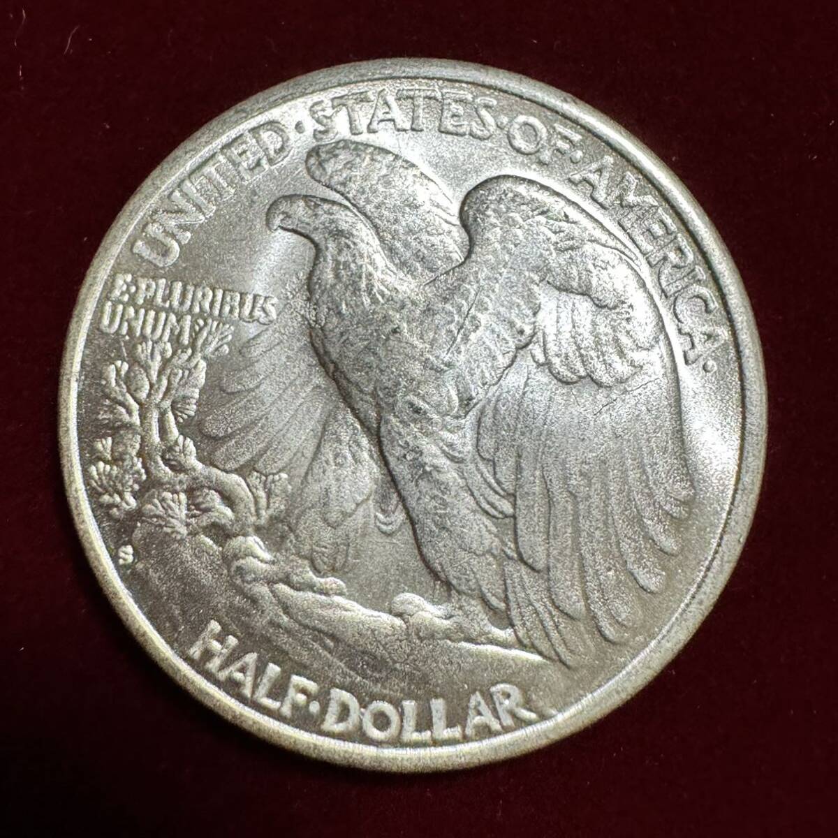 アメリカ 硬貨 古銭 ウォーキングリバティ 1933年 歩く自由の女神 ハーフドル 記念幣 イーグル コイン 銀貨 外国古銭 海外硬貨 の画像2