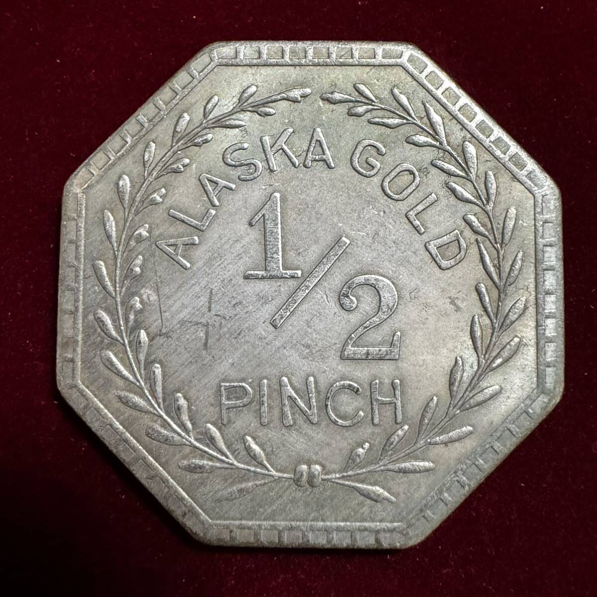 アメリカ 硬貨 古銭 インディアン人像 1900年 イーグル リバティ 八角形 ドル 記念幣 コイン 銀貨 外国古銭 海外硬貨_画像2