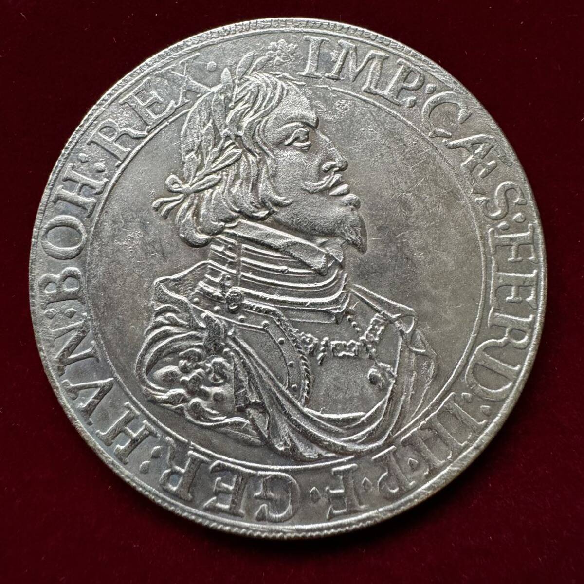 ドイツ 硬貨 古銭 アウグスブルク 1643年 フェルディナンド三世 自由都市 松ぼっくり バロック様式 天使 コイン 銀貨 外国古銭 海外硬貨の画像2