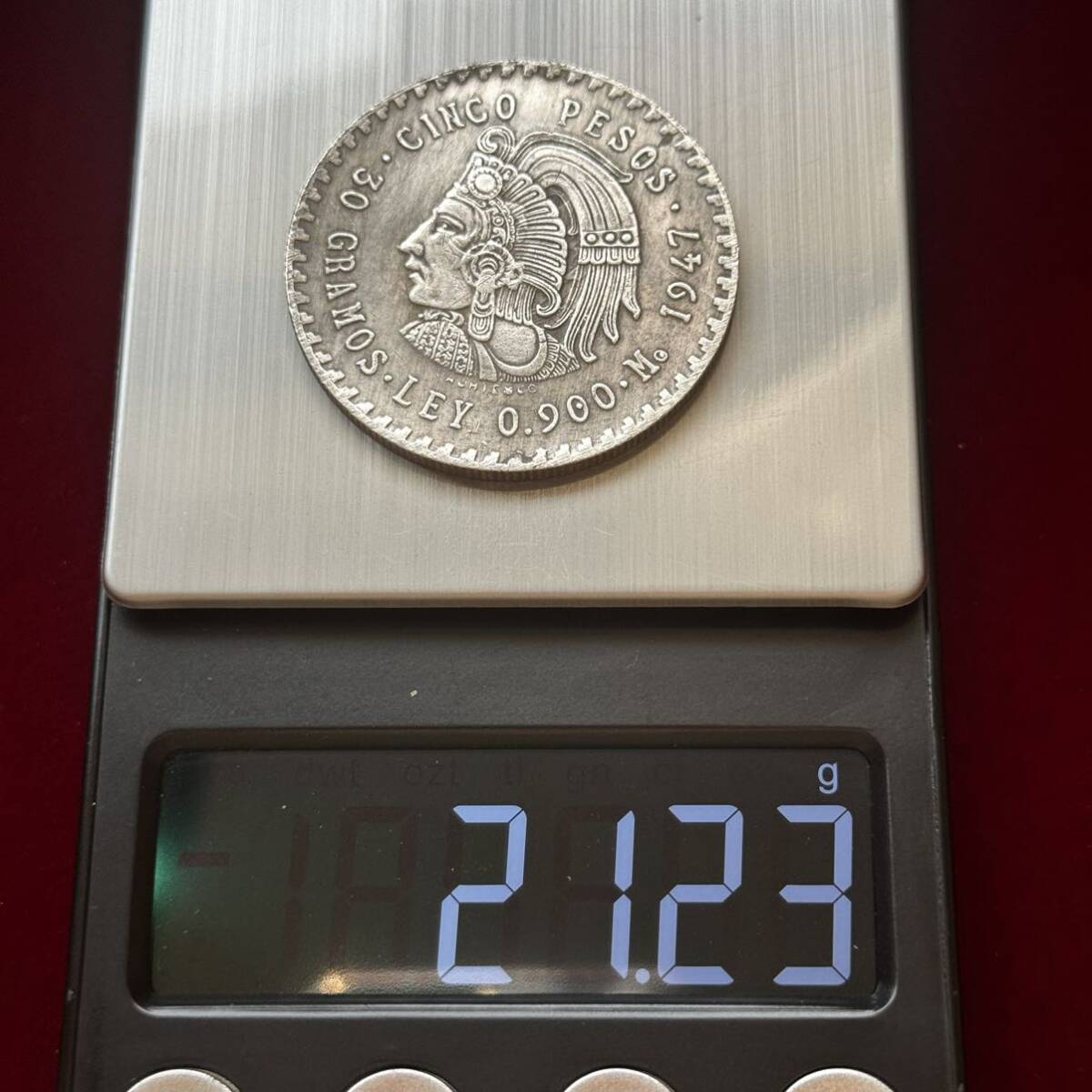 メキシコ アステカ族 硬貨 古銭 1947年 「メキシコ合衆国」 「族長クアウテモック」銘 ペソ 国章 鷲 コイン 銀貨 外国古銭 海外硬貨 の画像6