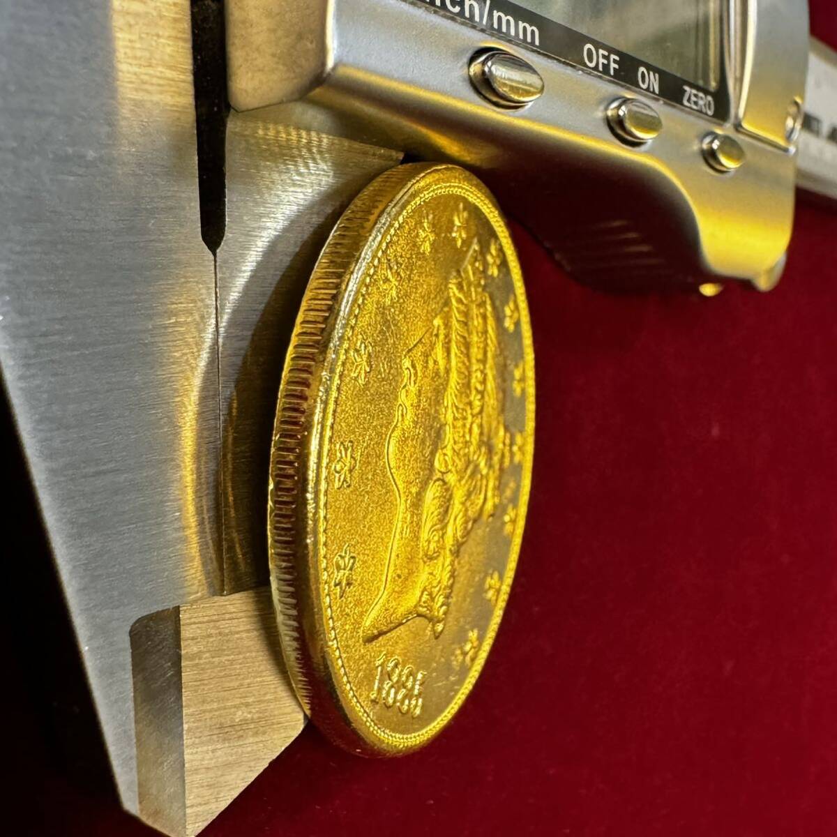 アメリカ 硬貨 古銭 自由の女神 1885年 ハクトウワシ 13の星 独立十三州 盾 オリーブの枝 コイン 金貨 外国古銭 海外硬貨 _画像3